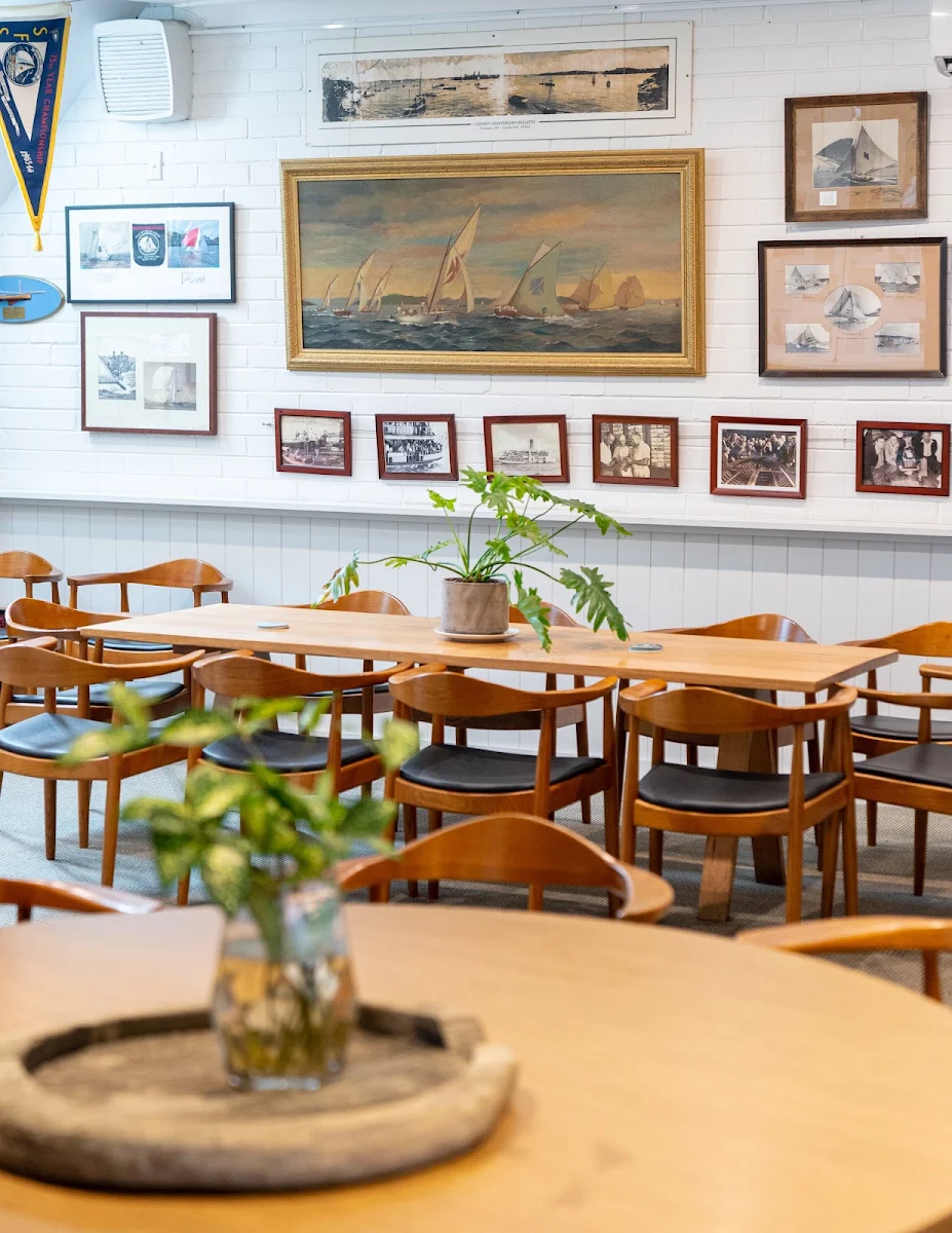 Vibe, Foys Kirribilli