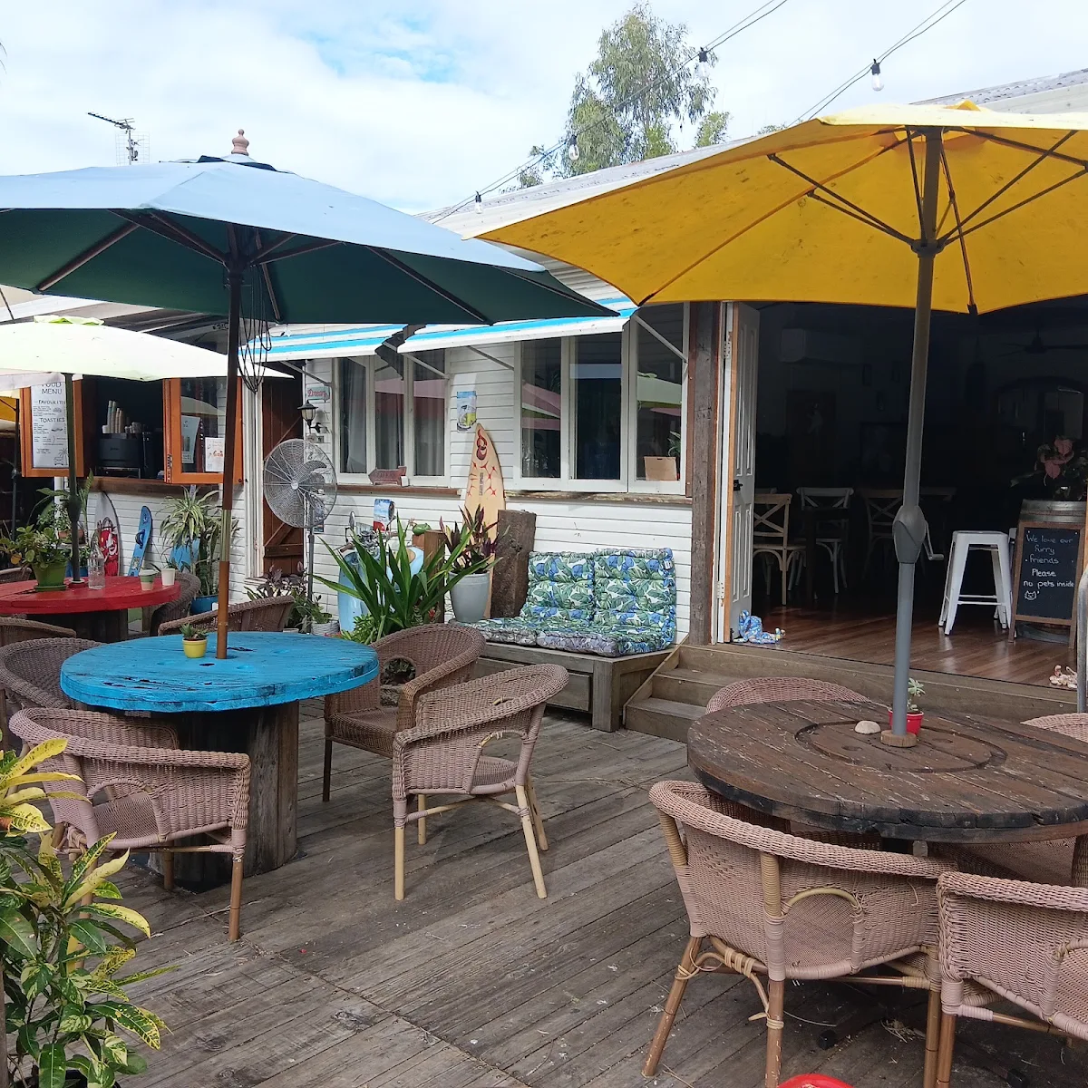 Vibe, Maddigan's Seafood
