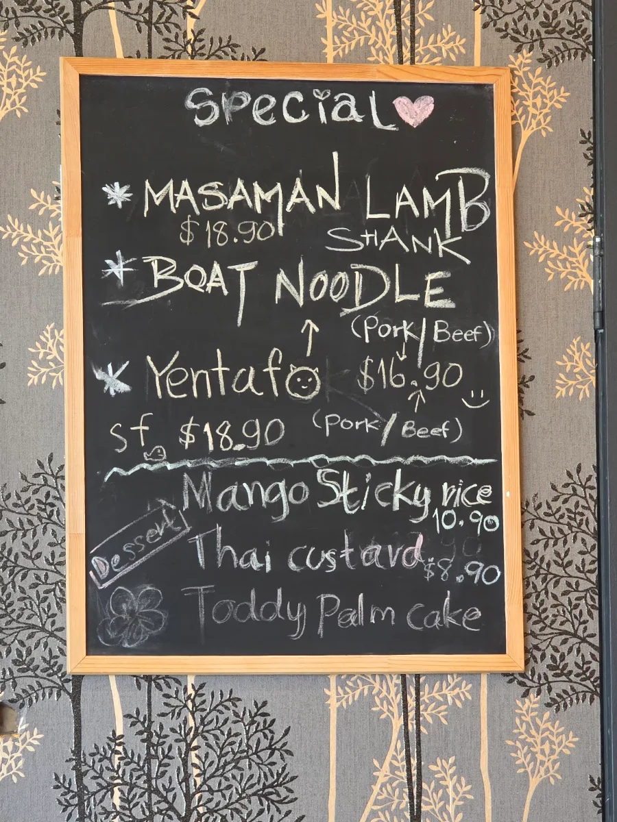 Menu, Chim Mai Thai Cuisine