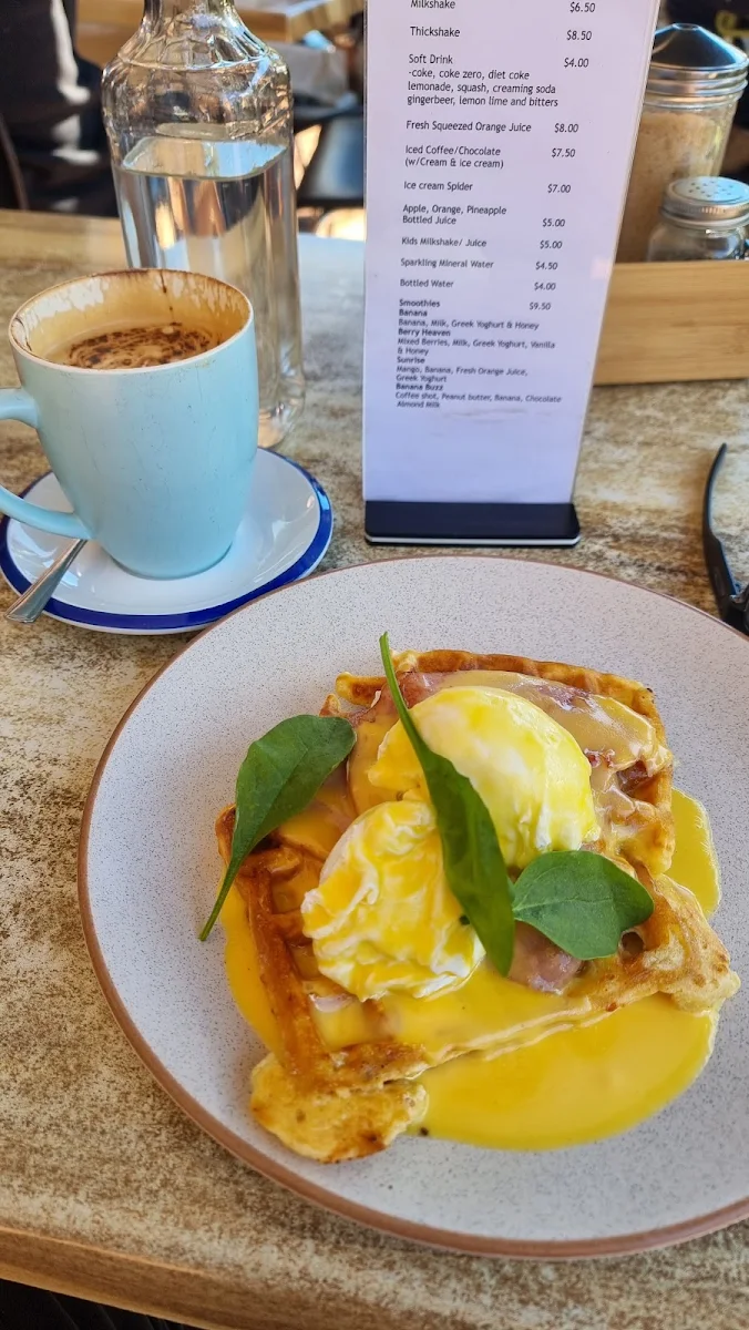 Menu, Bensons Cafe
