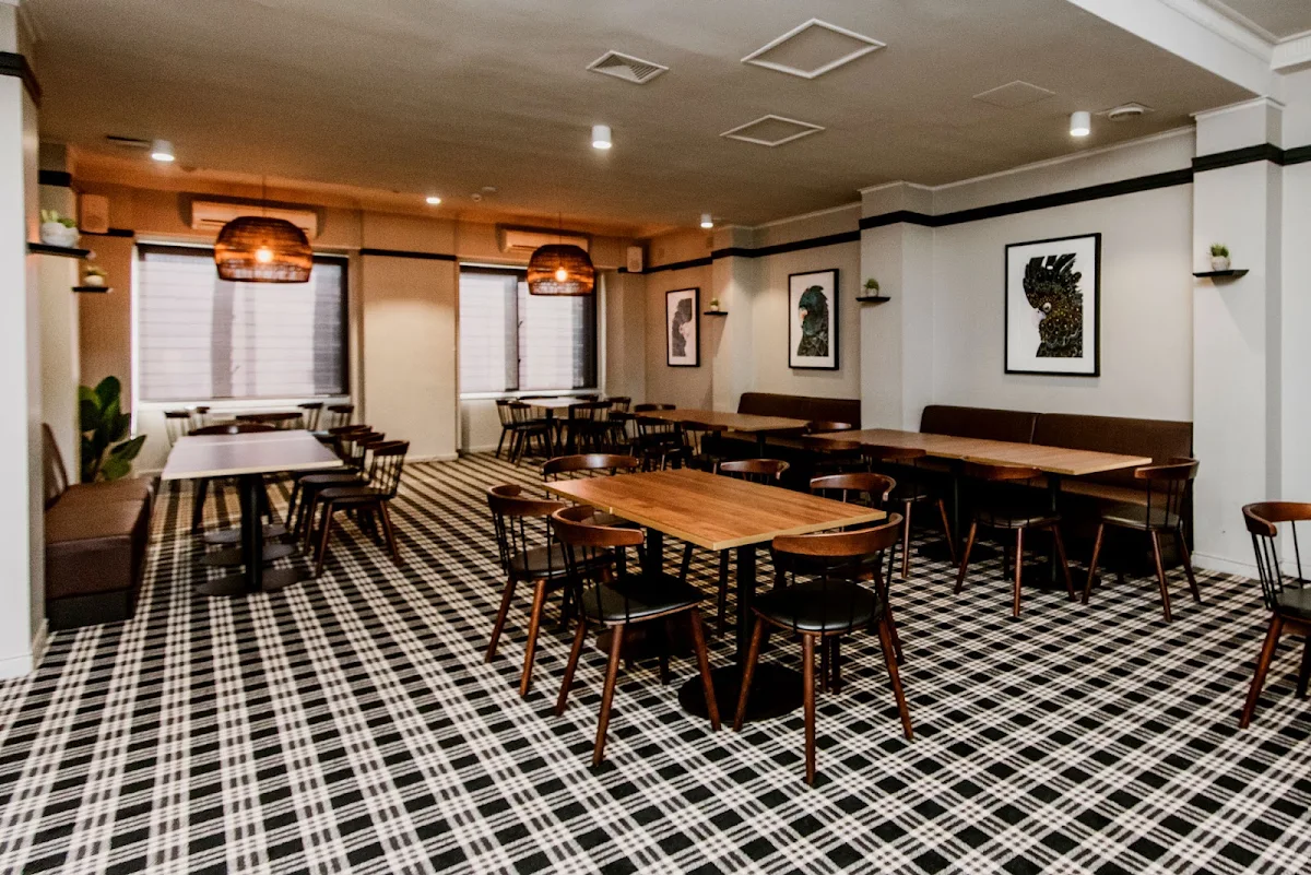 Vibe, Tudor Hotel Tamworth
