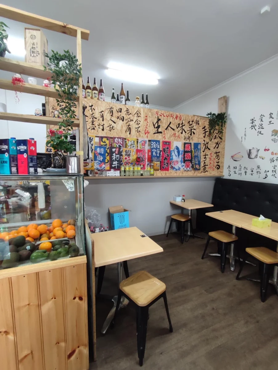 Vibe, Lala Sushi