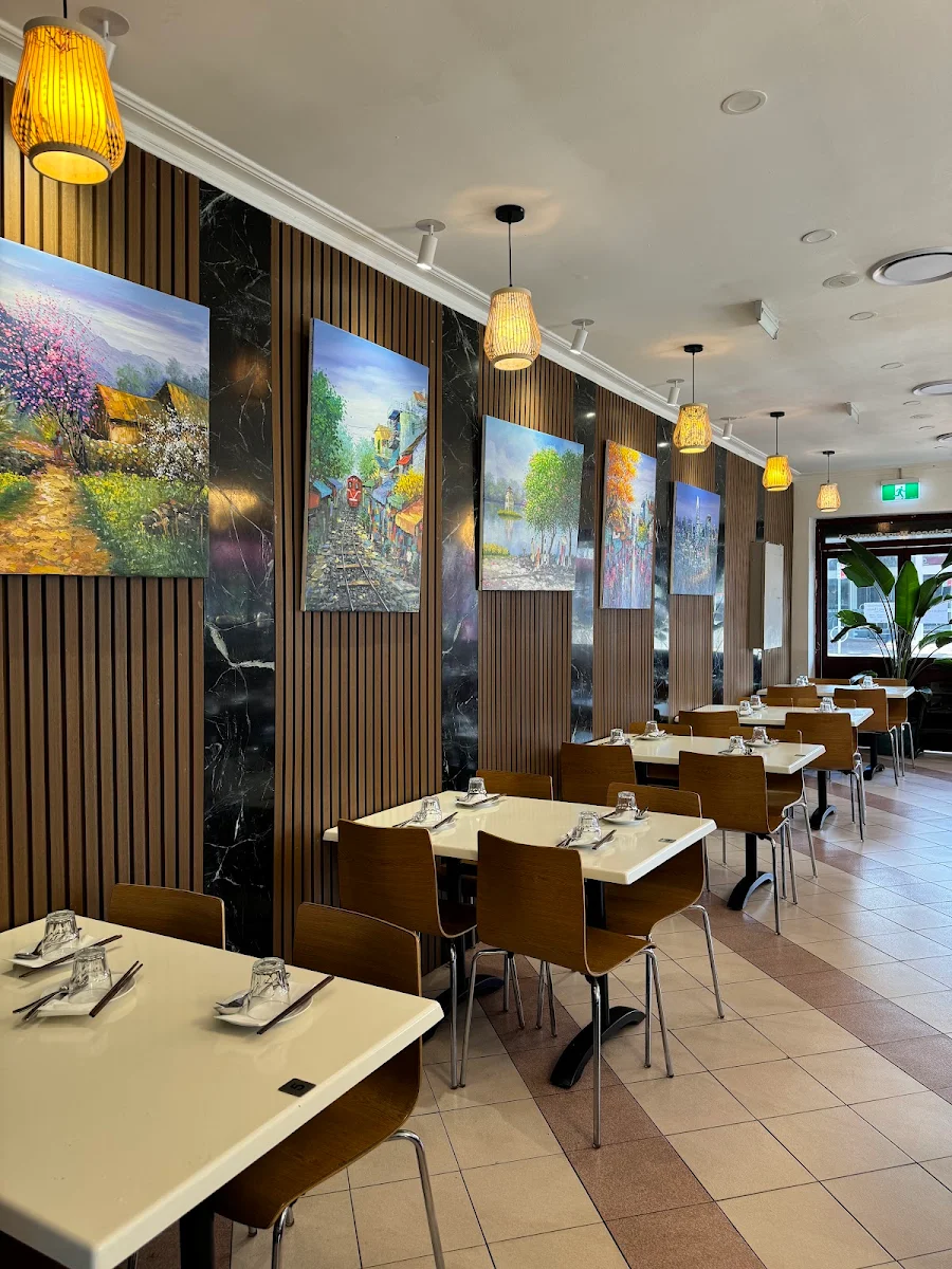 Vibe, Bong's Cafe and Restaurant