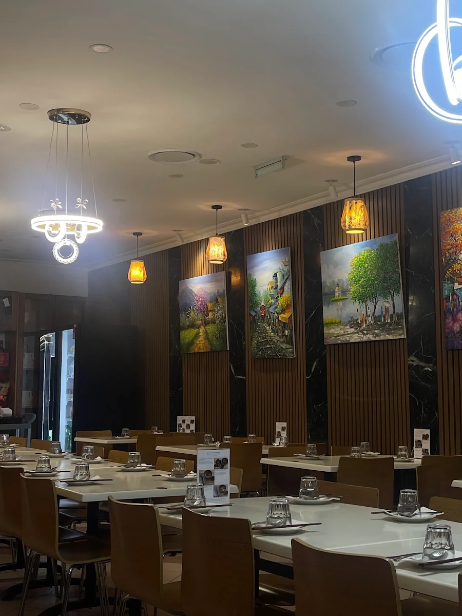 Vibe, Bong's Cafe and Restaurant