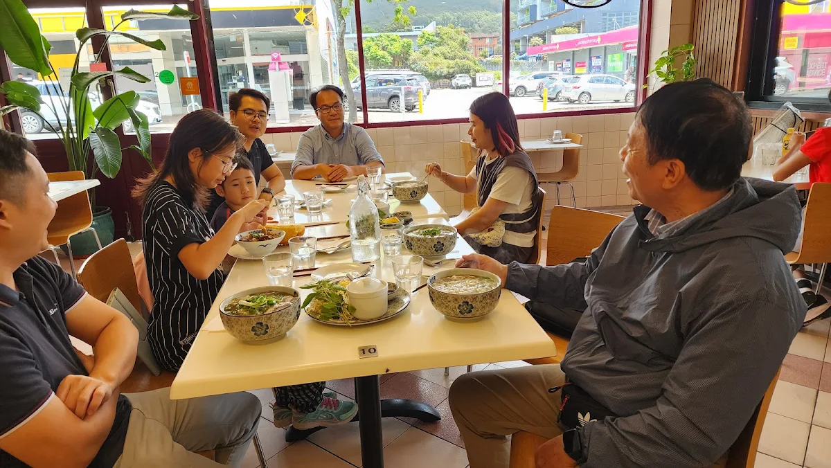 Vibe, Bong's Cafe and Restaurant