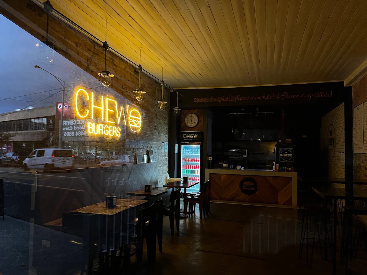 Vibe, Chew Burger