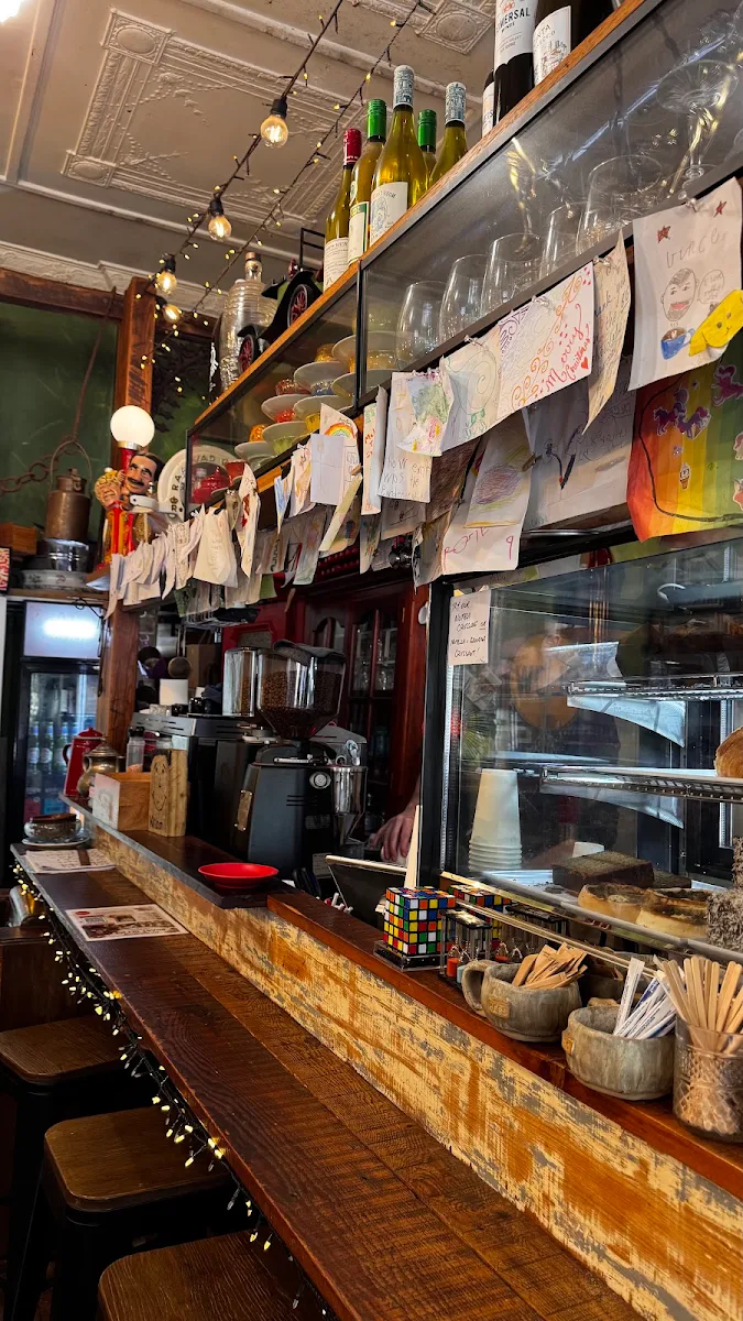 Vibe, The Roast Office Cafe