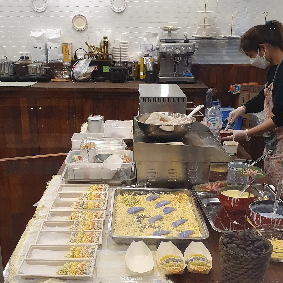 Vibe, Pun Pun Desserts