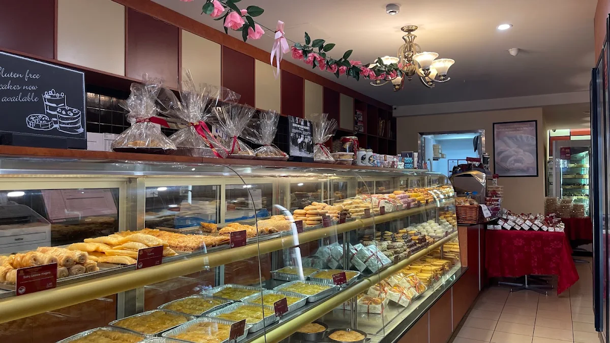Vibe, Christopher's Cake Shop Surry Hills