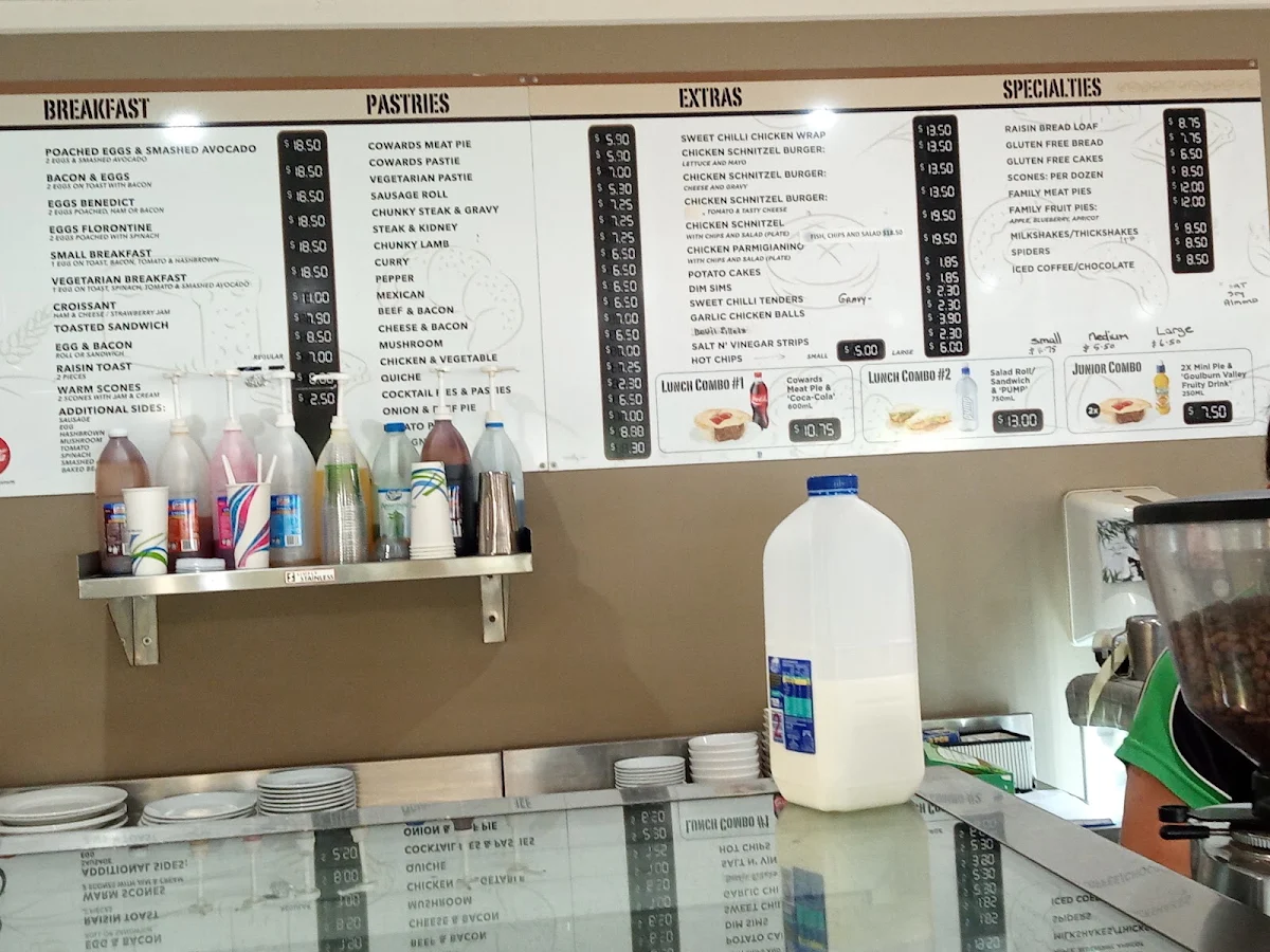 Menu, Coward's Cakes West