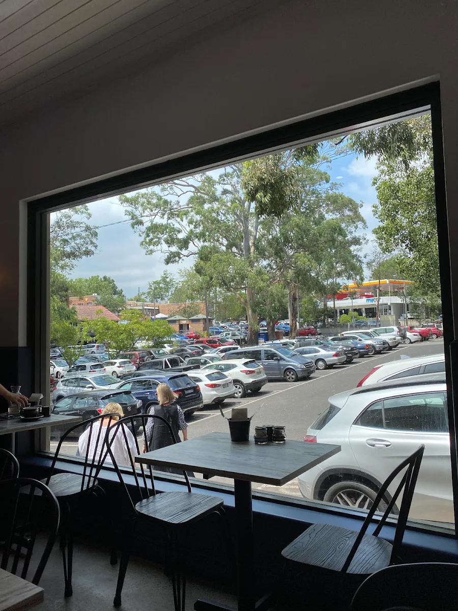 Vibe, Cedarwood Cafe