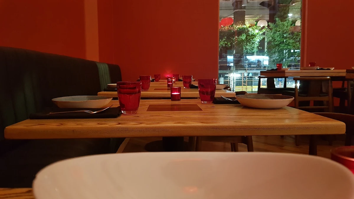 Vibe, Red Spice Road