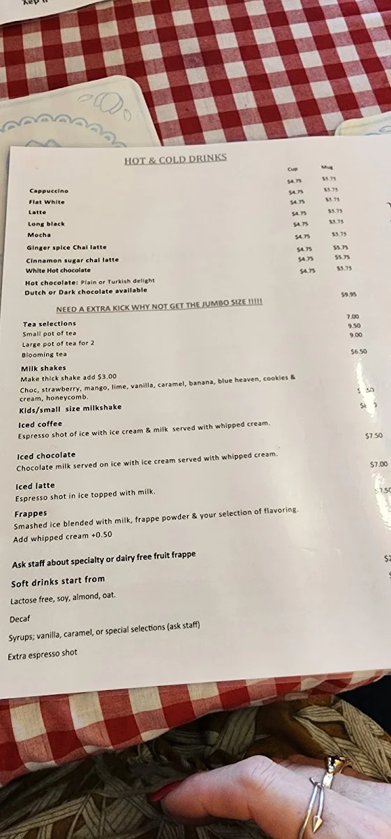 Menu, De Dutch Cafe