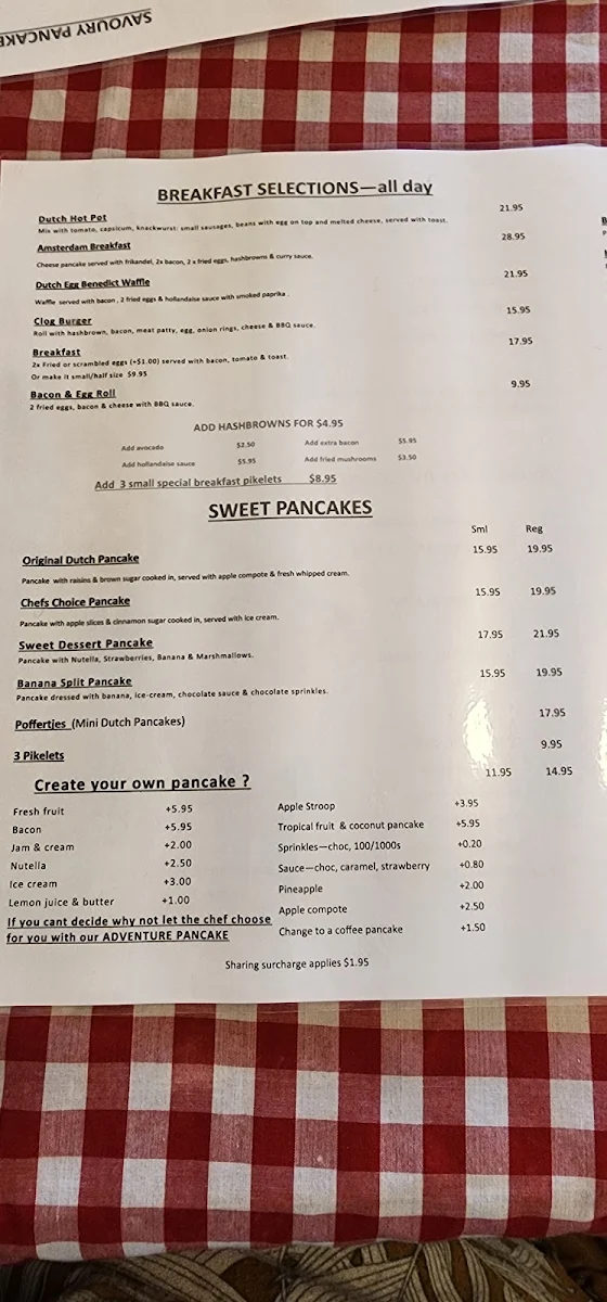 Menu, De Dutch Cafe