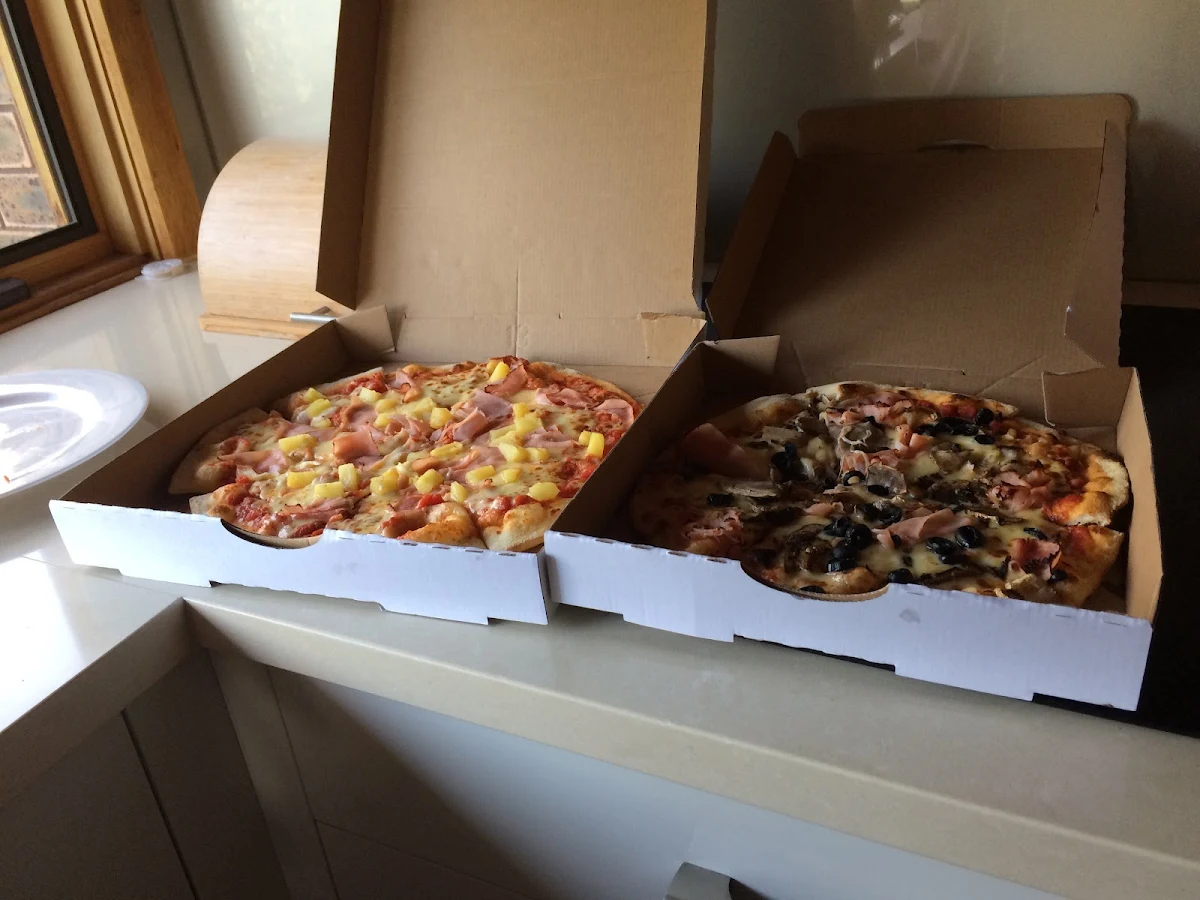 Food & drink, DiRoma Pizzeria