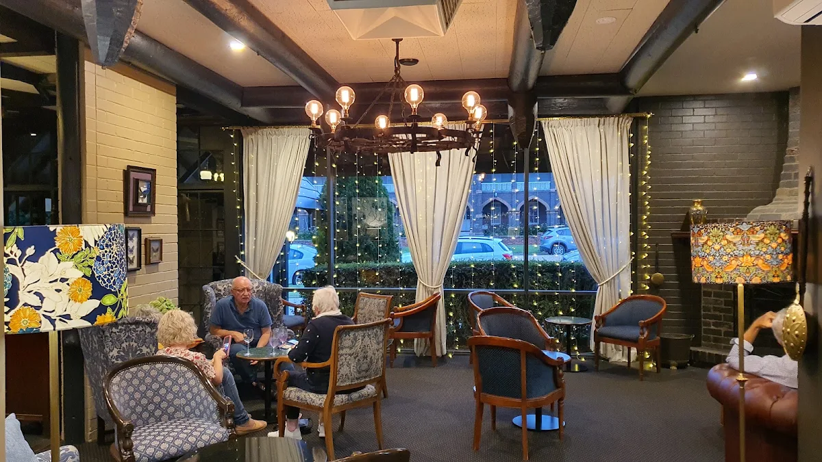 Vibe, The Highlands Restaurant