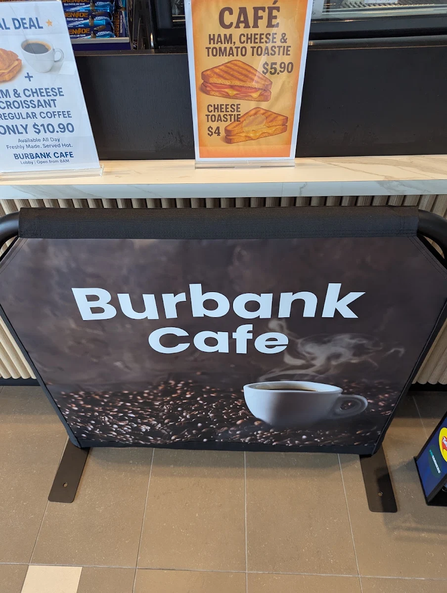 Menu, Burbank cafe