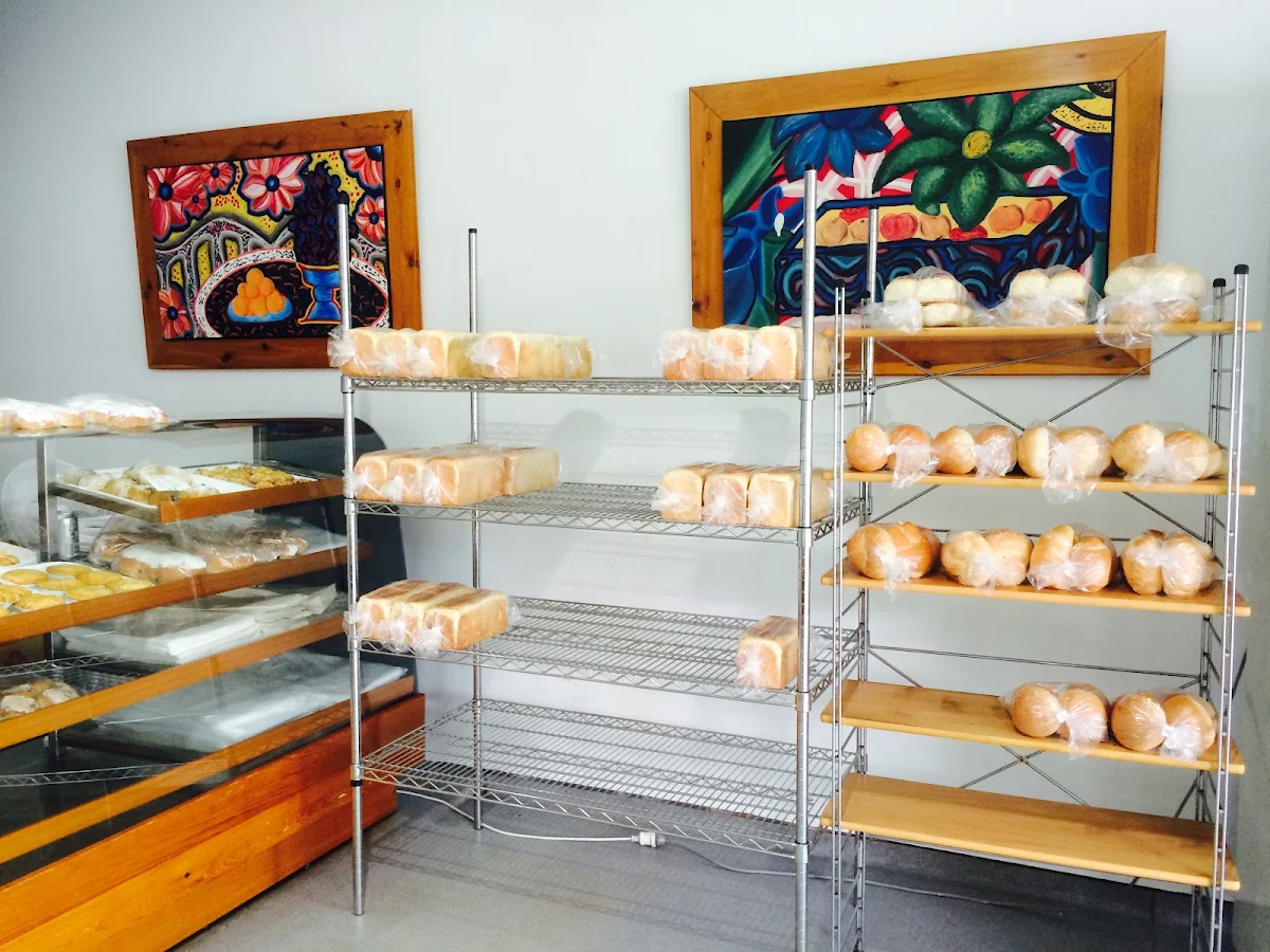 Vibe, Fiesta' Bakery
