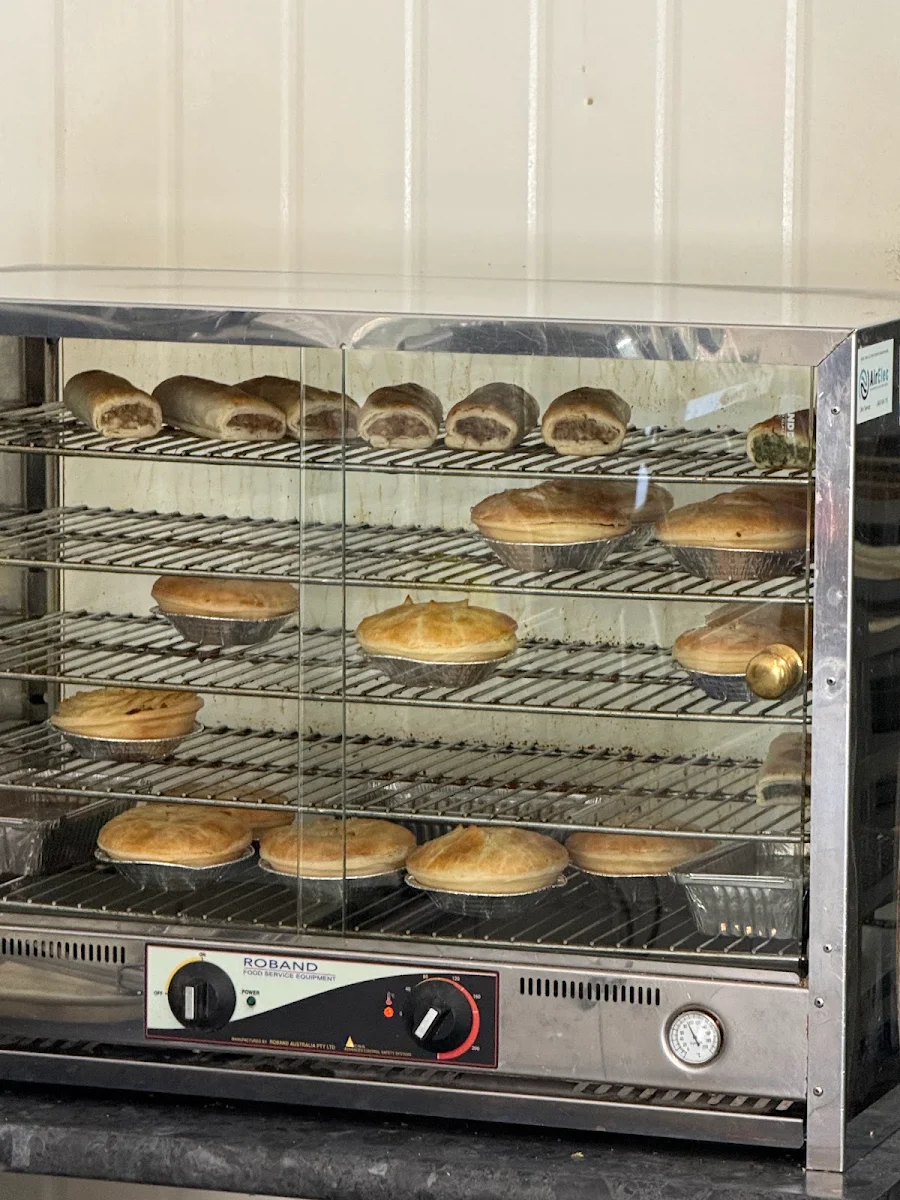 Vibe, Fiesta' Bakery