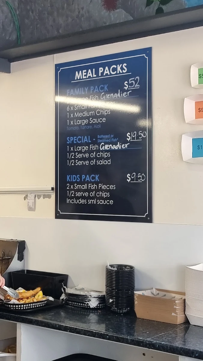 Menu, Innes Boatshed