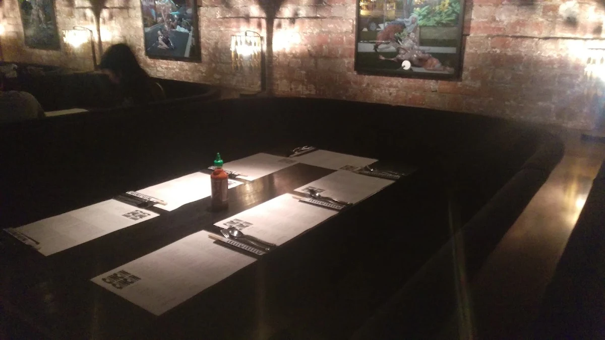 Vibe, GoGo Bar