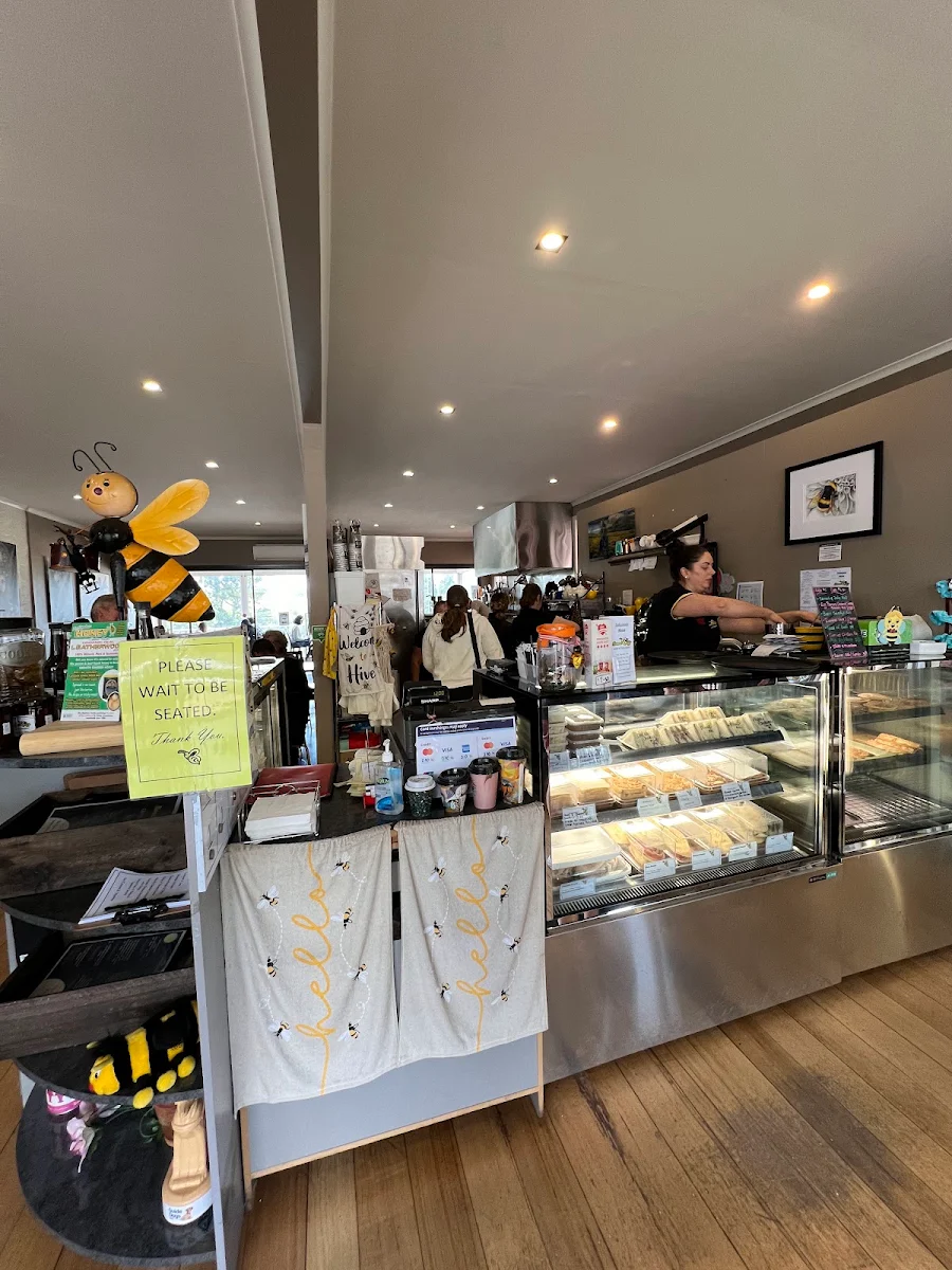 Vibe, Mumma Buzz Cafe 'N' Takeaway