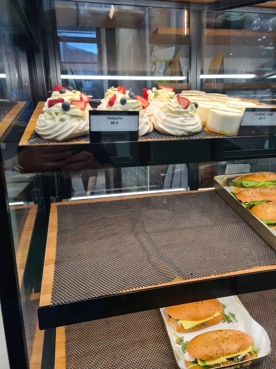 Vibe, Rex Espresso