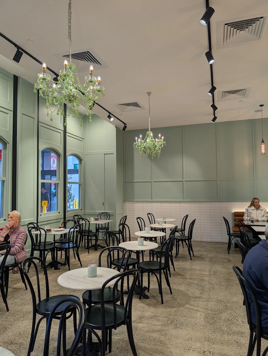 Vibe, Rex Espresso