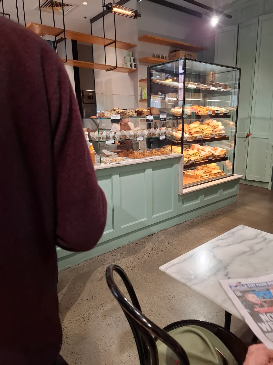 Vibe, Rex Espresso