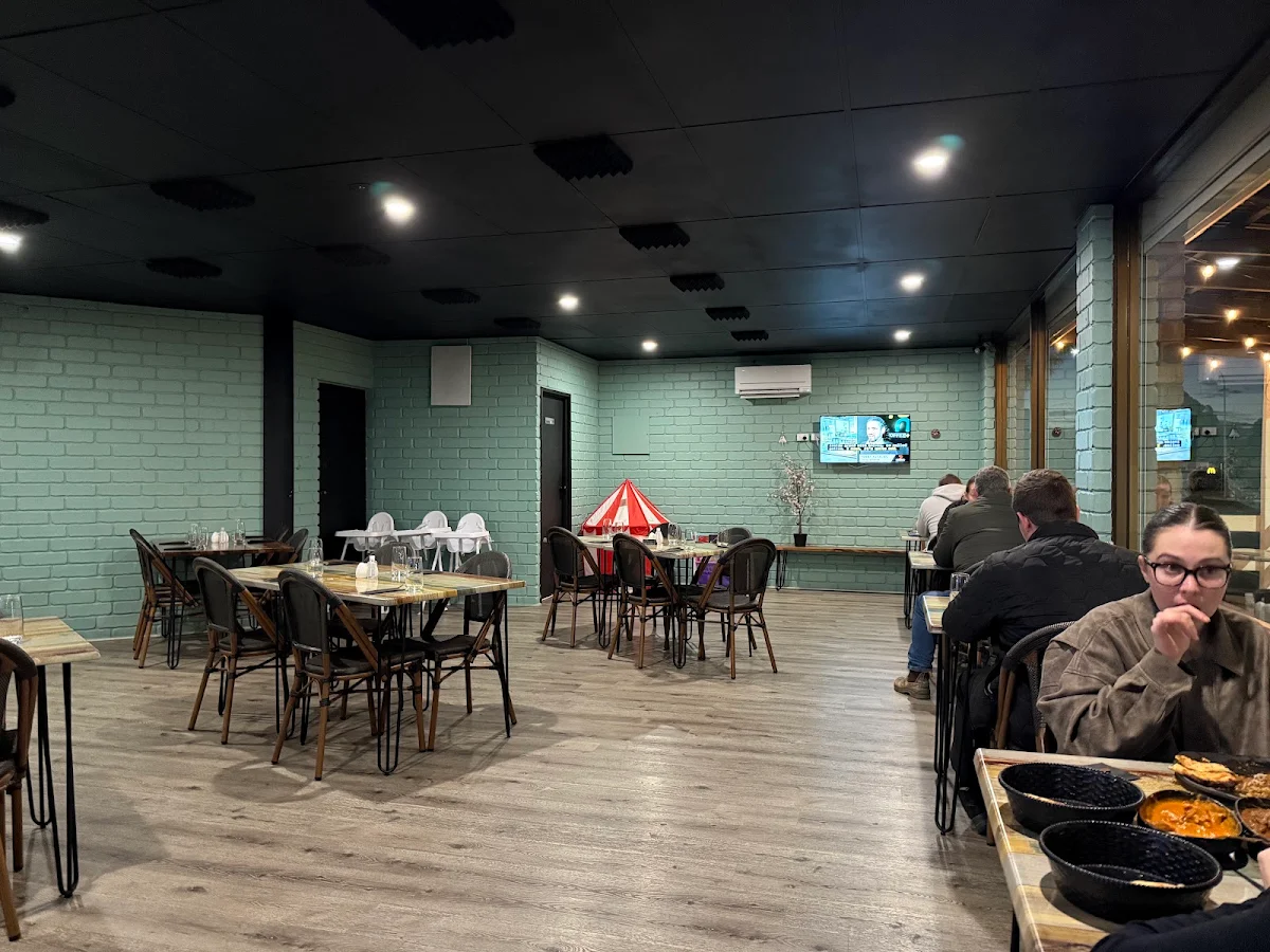 Vibe, Curries by Beard Brothers Indian Restaurant