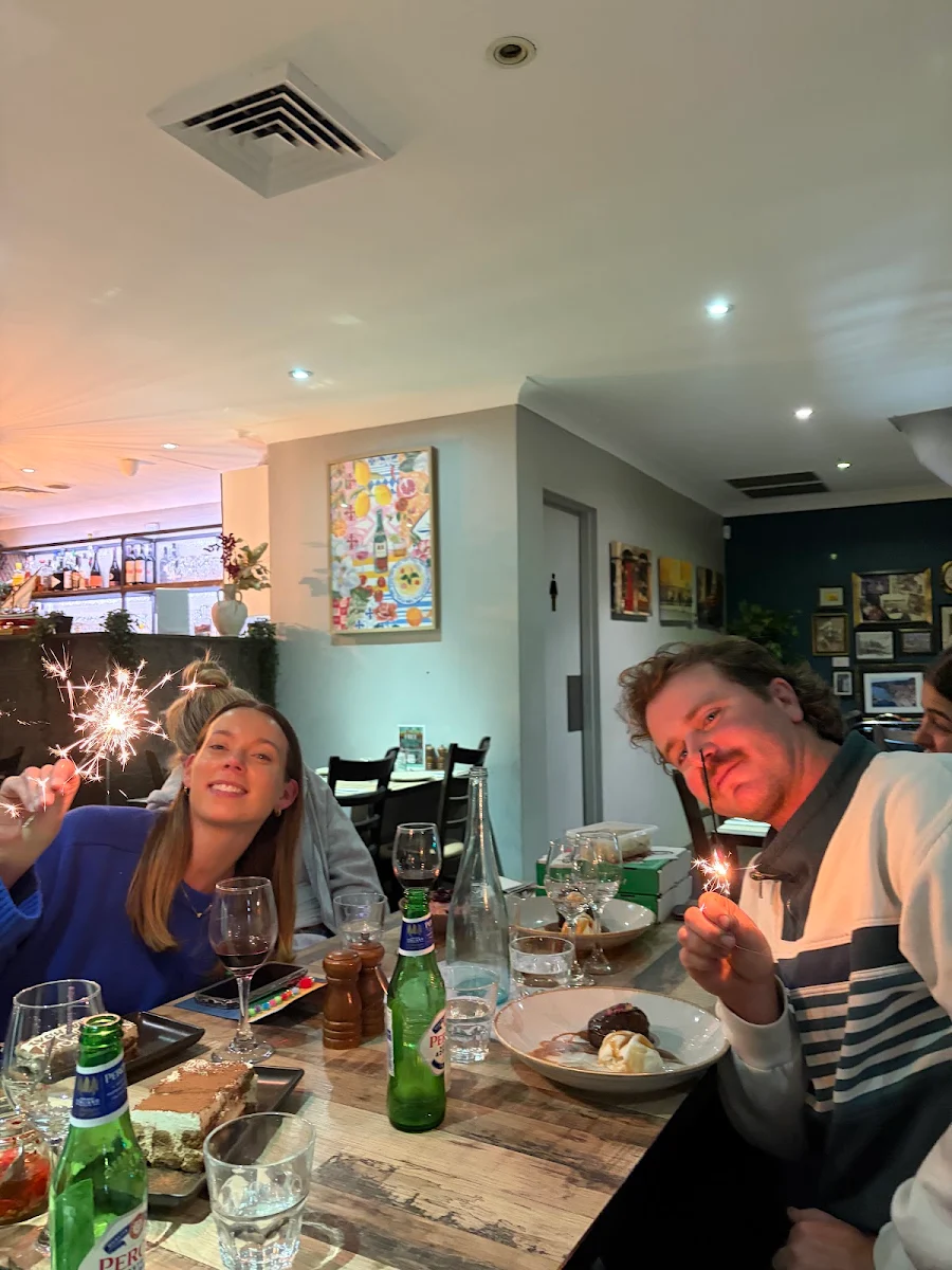 Vibe, Lipari Pizza Bar Italian Restaurant