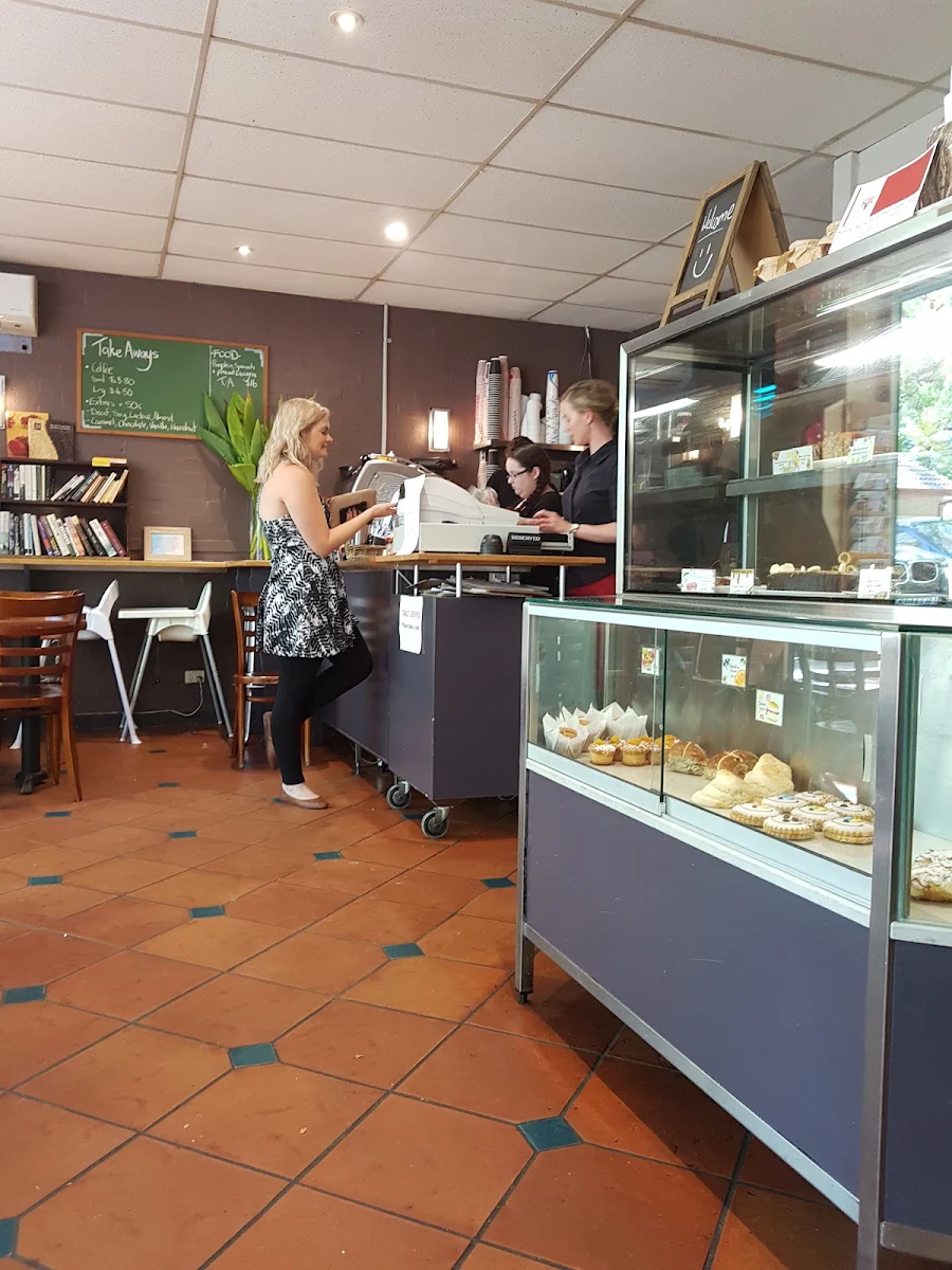 Vibe, Beess & Co Cafe