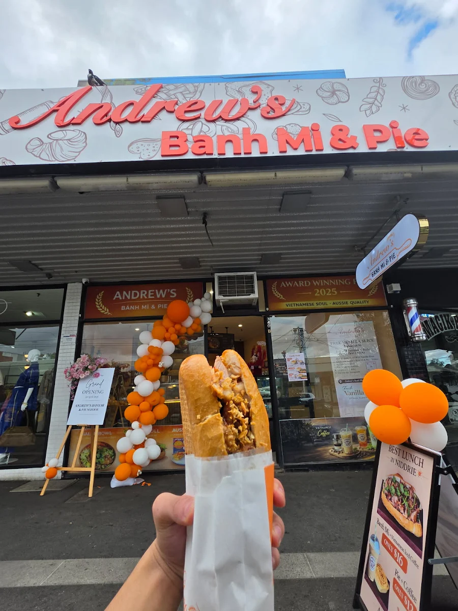 Menu, Andrew’s Banh Mi & Pie – Niddrie