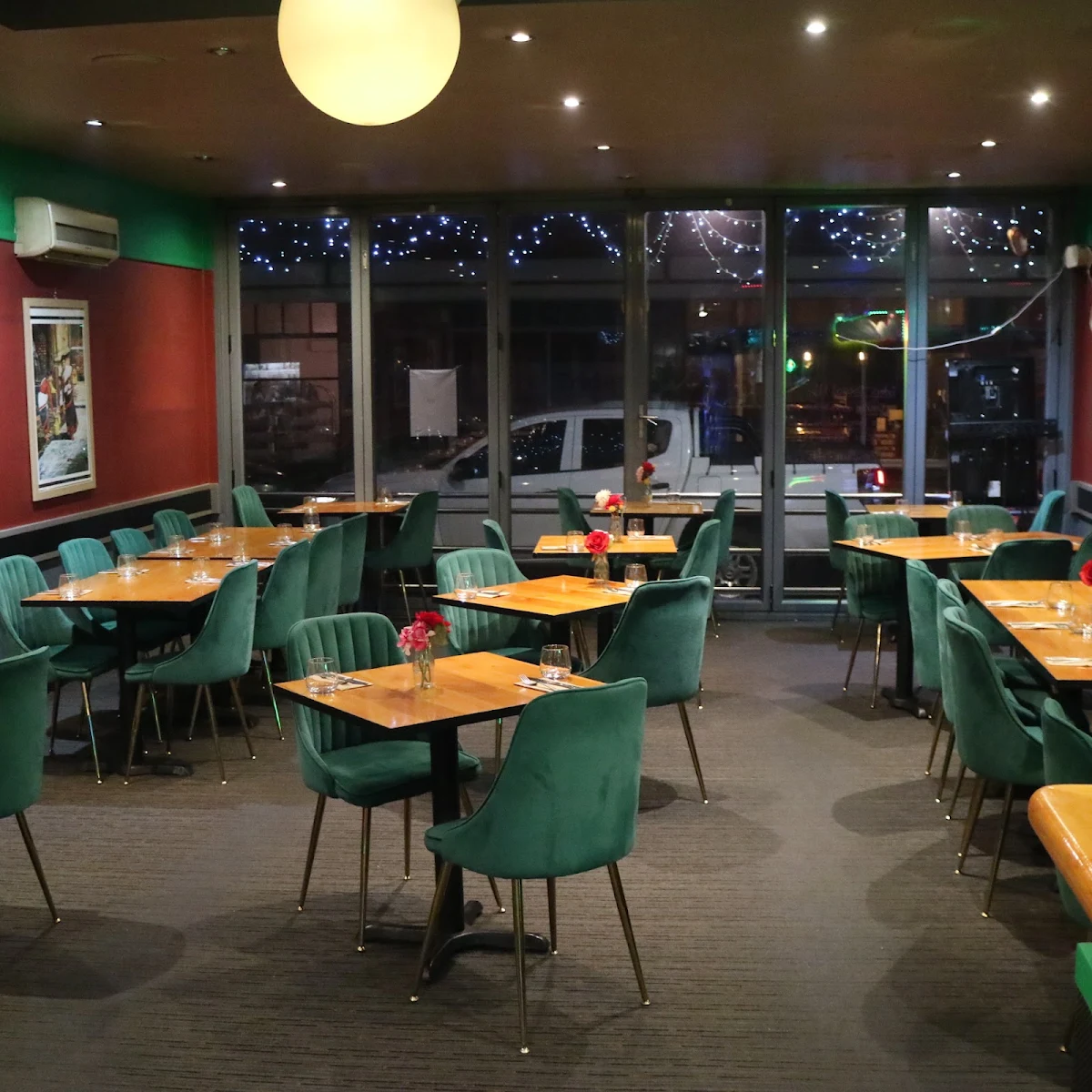 Vibe, Lajeez Indian Restaurant