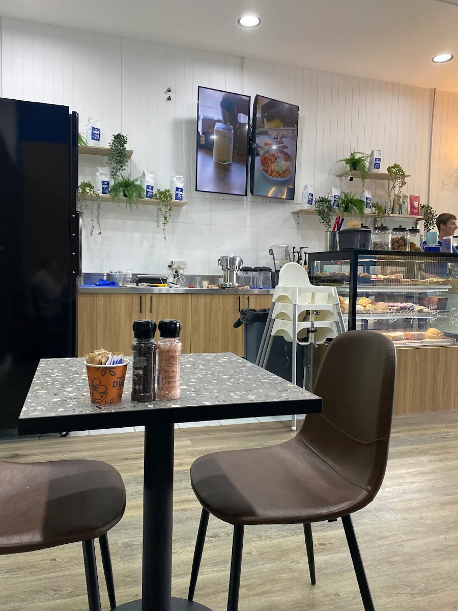 Vibe, Durk's Cafe + Eatery Erskine Park