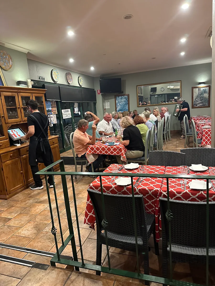 Vibe, Paparazzi Italian Restaurant Mandurah