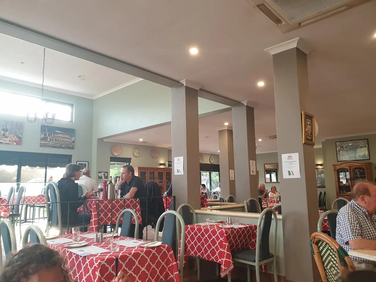Vibe, Paparazzi Italian Restaurant Mandurah