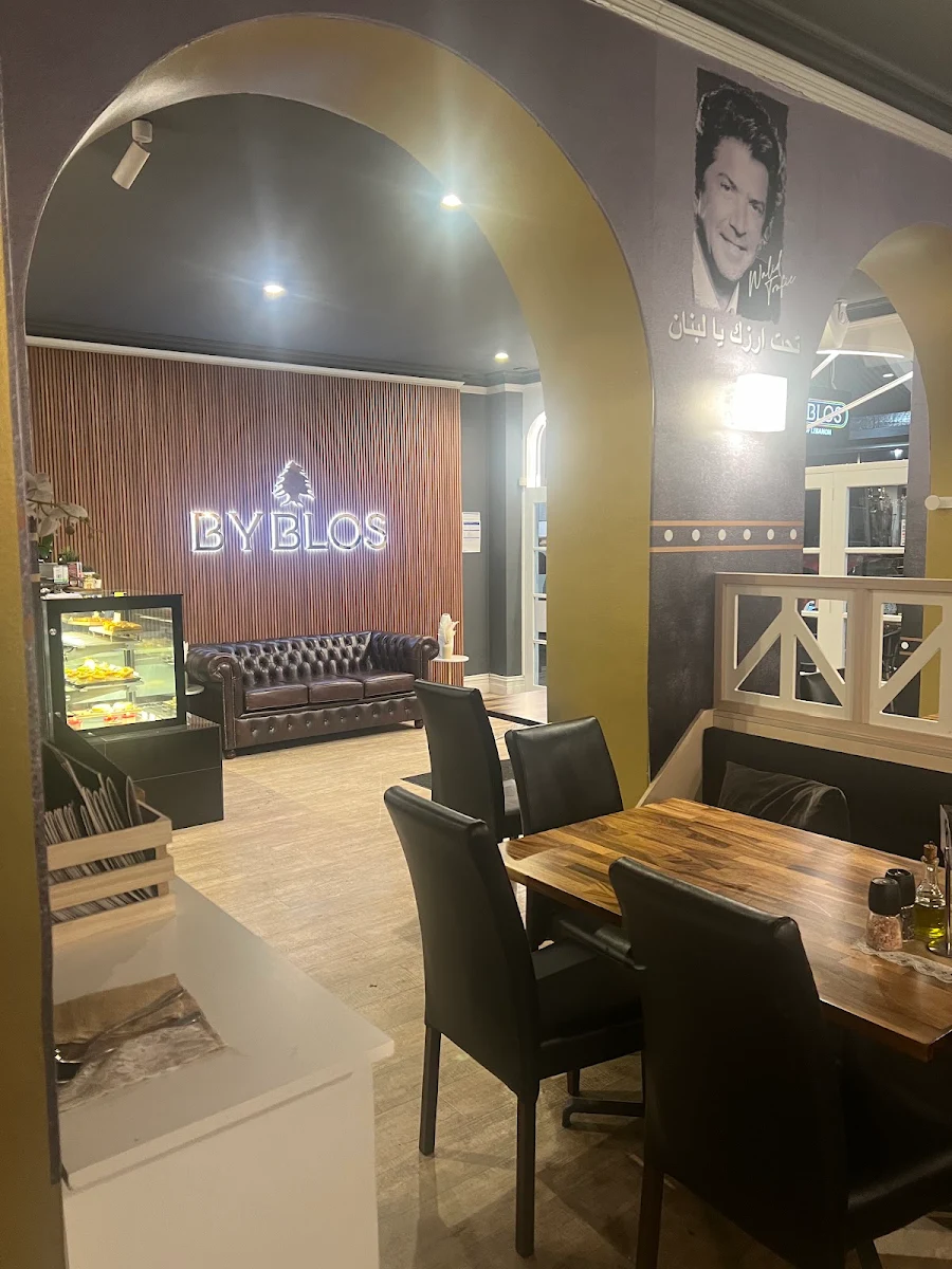 Vibe, Byblos On OConnell