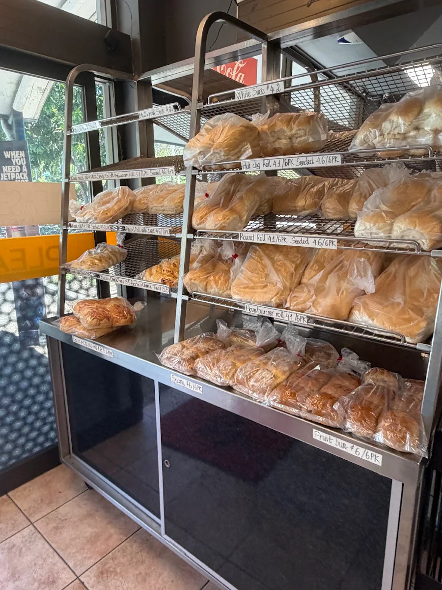 Vibe, Macca's Bake House