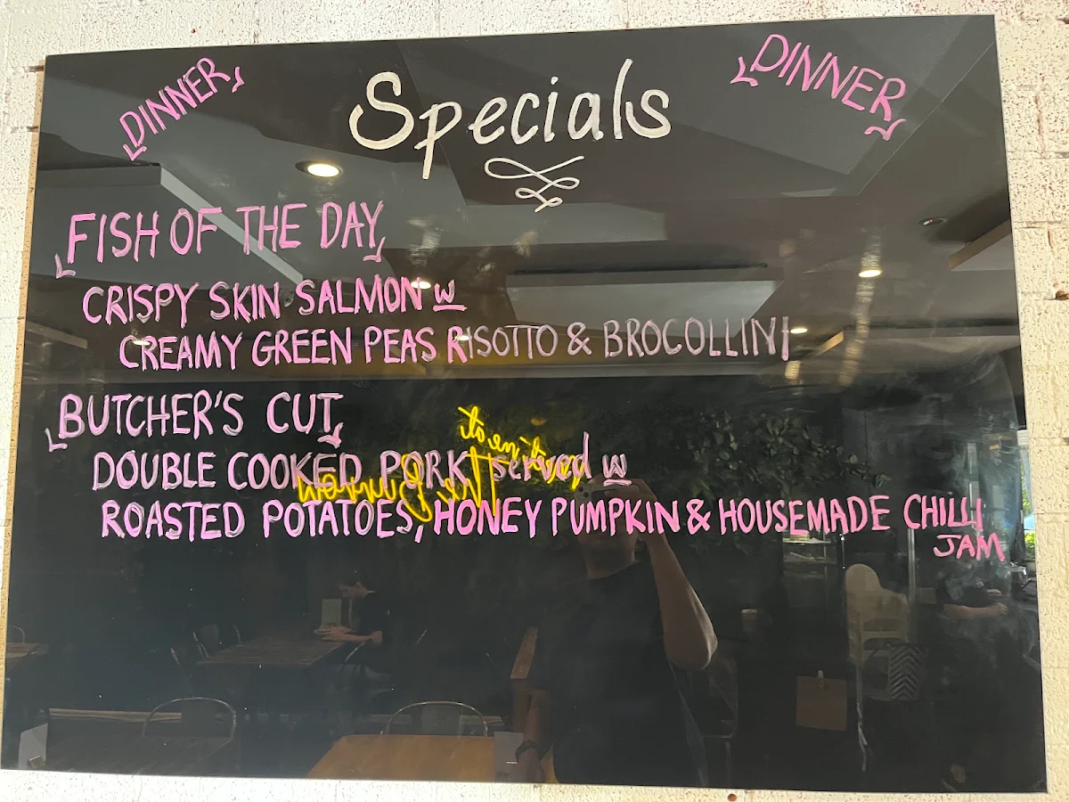 Menu, The Burrow Cherrybrook