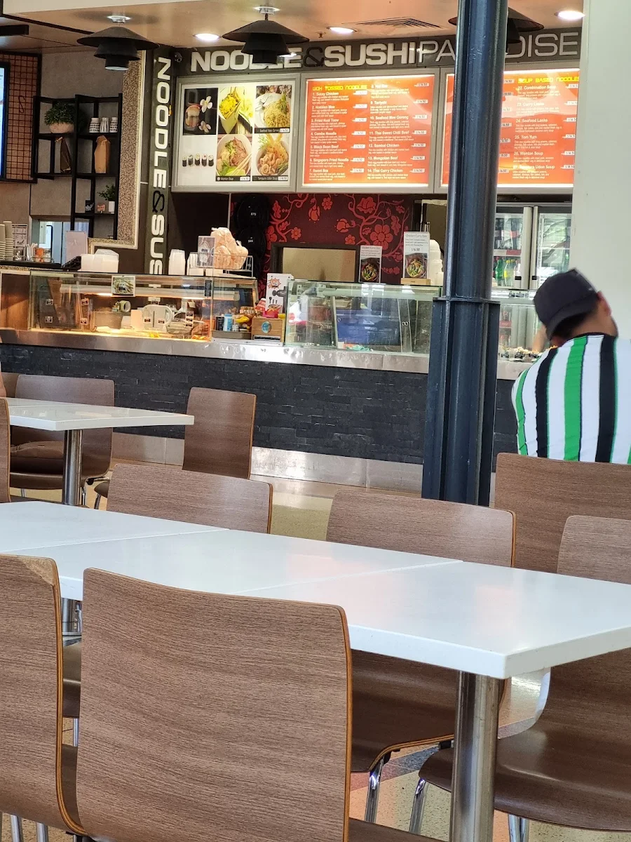 Vibe, Noodle & Sushi Paradise