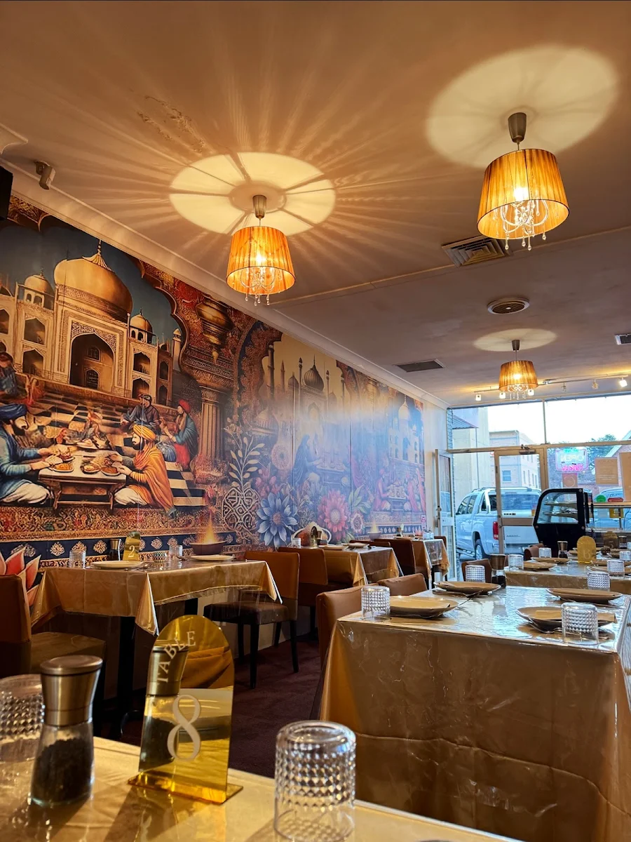Vibe, New Zaks Kitchen- Indian, Pakistani, Arabic Cuisine