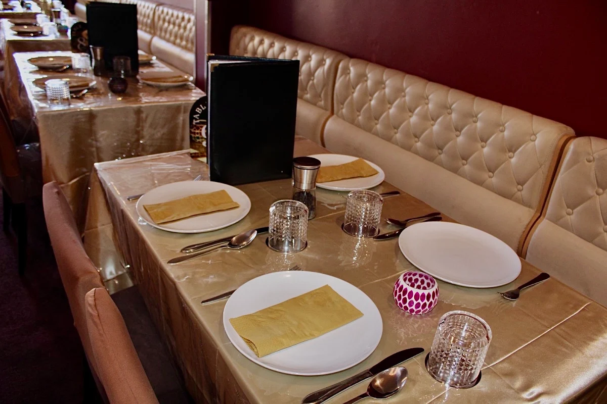 Vibe, New Zaks Kitchen- Indian, Pakistani, Arabic Cuisine