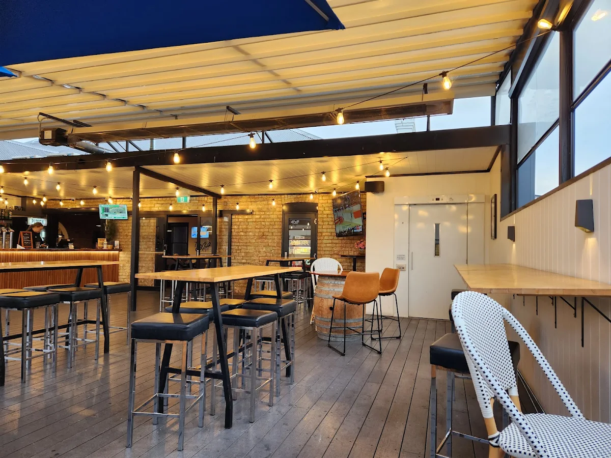Vibe, The Plough Inn Launceston