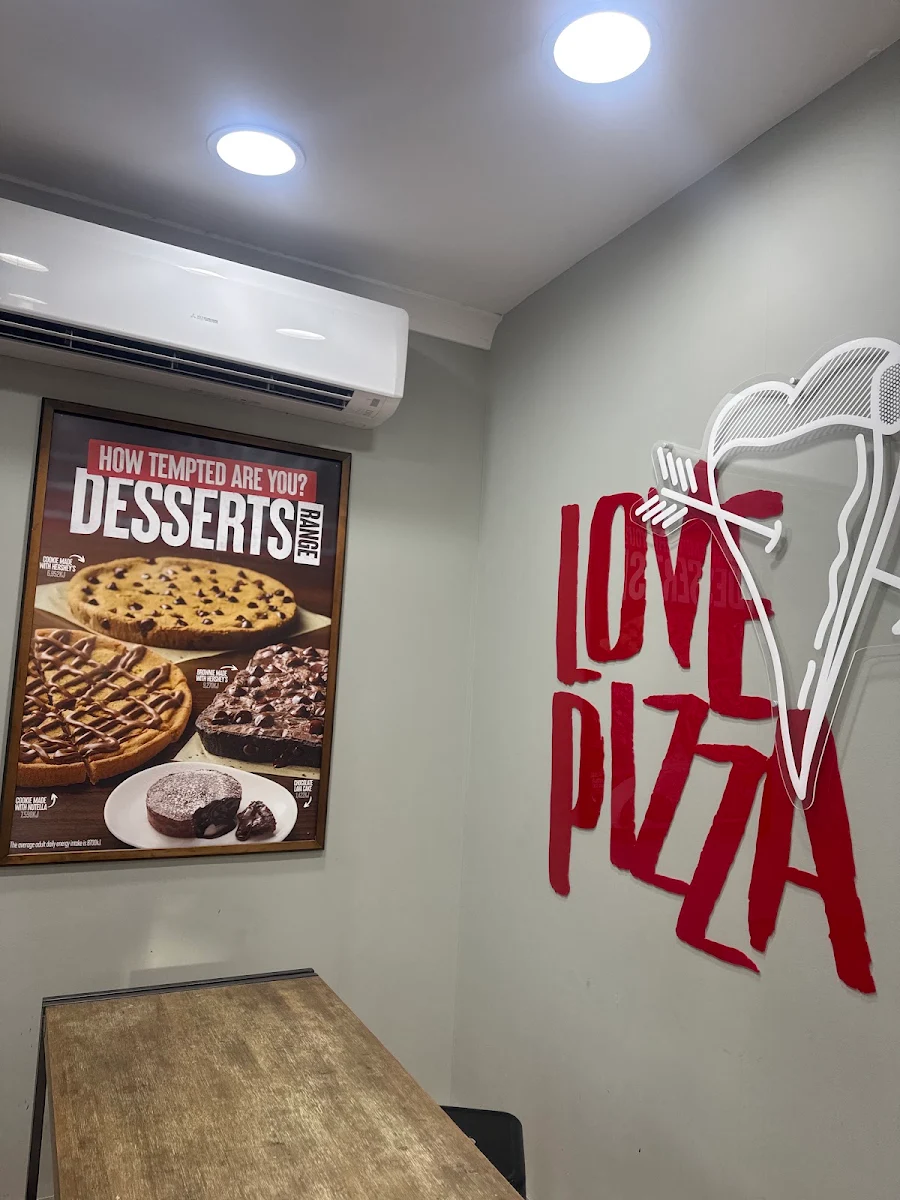 Menu, Pizza Hut Rouse Hill