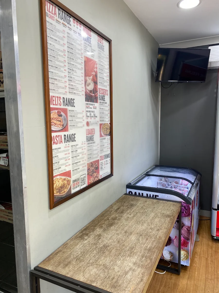 Menu, Pizza Hut Rouse Hill