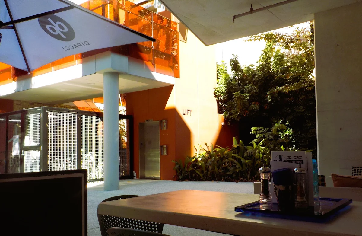 Vibe, Blue Basement Cafe