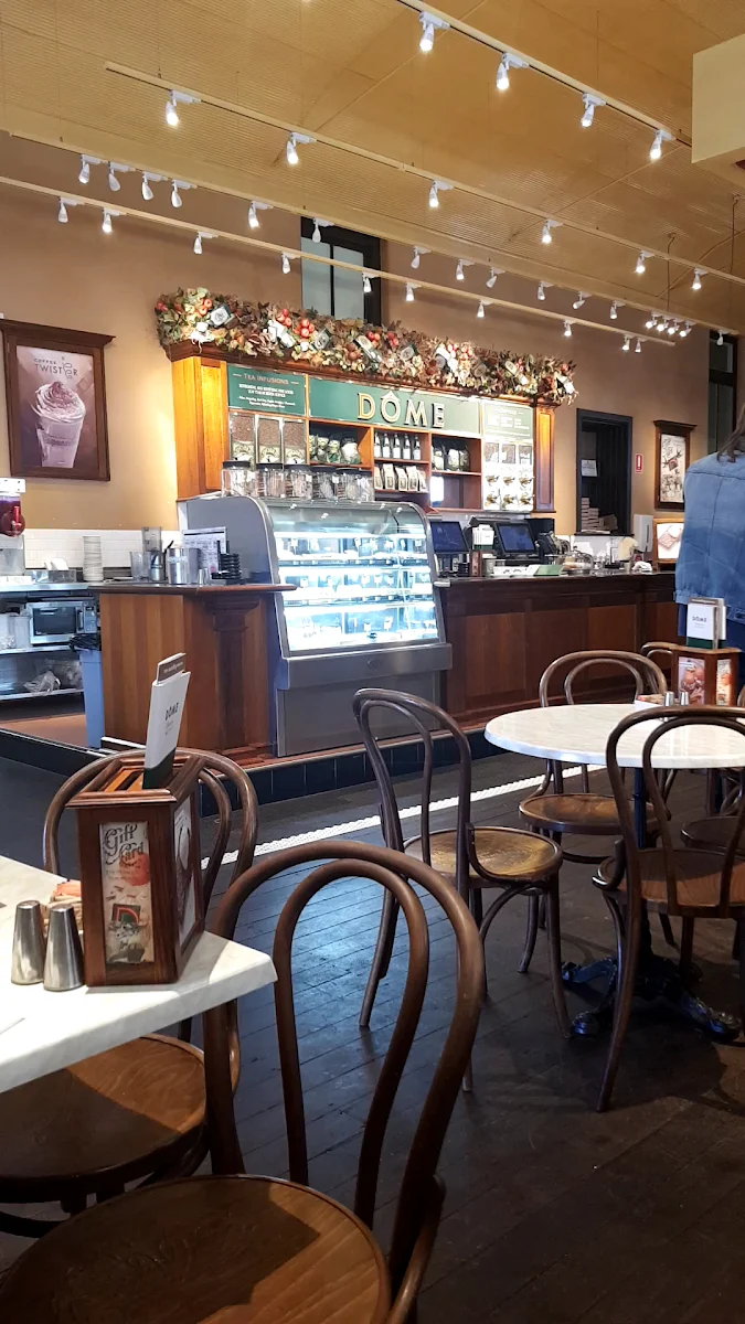 Vibe, Dôme Café - Midland