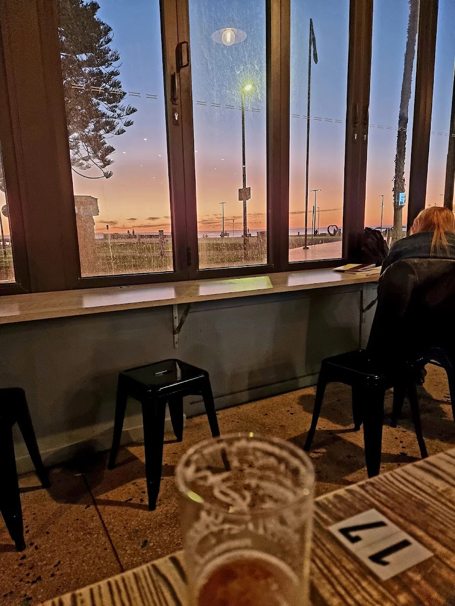 Vibe, The Grand Bar