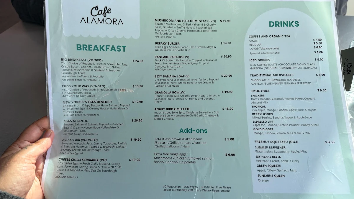 Menu, Cafe Alamora